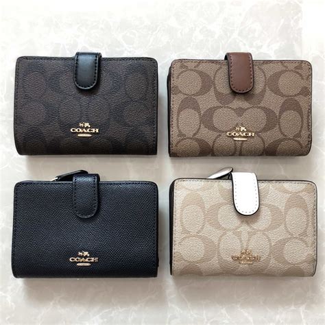 coach wallet outlet.